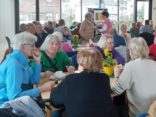 Während des Frühlingsfestes lädt die Kirchengemeinde wieder zum Café ins Gemeindehaus Rheda ein. 		Foto: privat