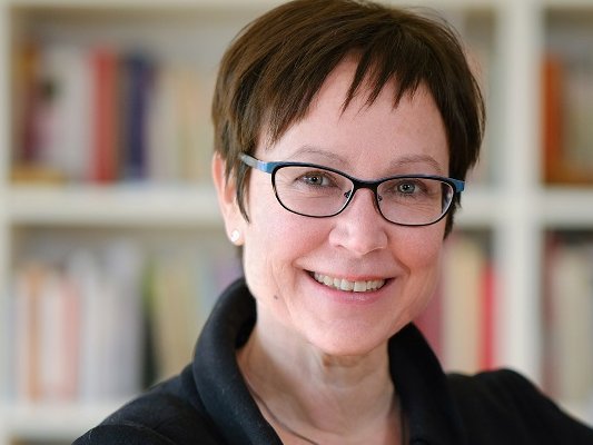 Adelheid Ruck-Schröder  ist mir 96% der Stimmen zur neuen Präses gewählt. Foto: Schulze