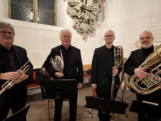 Das Bläserensemble „HellwechBlech“ wird „Lieder und Lesungen“ musikalisch begleiten. Foto: Tobias Wellerdieck